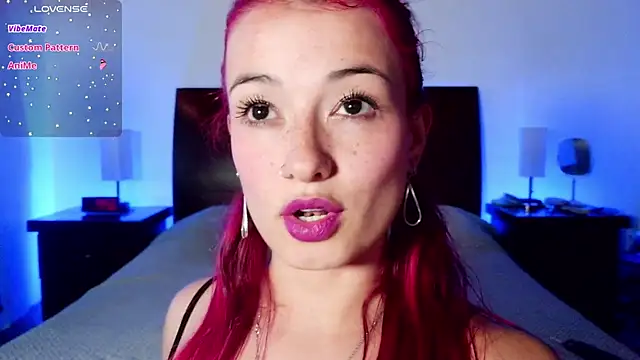 luccycollins  online show from 06/11/26, 02:59