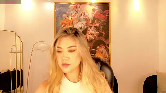 RebeccaHudson online show from 06/13/26, 07:56