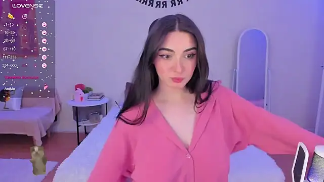 Snapshot of Taste_Jennyy chatting on 01/23/25, 10:44 Taste Jennyy online show from 01/23/25, 10:44