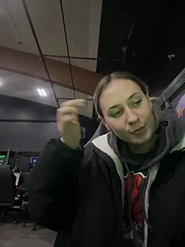 Snapshot of M1ssyk1ssy chatting on 01/30/25, 01:22 M1ssyk1ssy online show from 01/30/25, 01:22