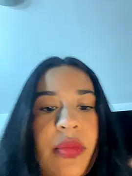 Snapshot of Aitana98_ chatting on 09/21/25, 02:13 Aitana98 online show from 09/21/25, 02:13