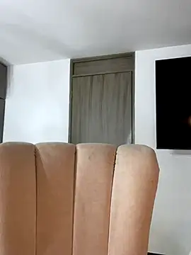 Snapshot of Aitana98_ chatting on 09/22/25, 02:13 Aitana98 online show from 09/22/25, 02:13