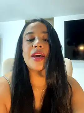 Snapshot of Aitana98_ chatting on 09/25/25, 01:53 Aitana98 online show from 09/25/25, 01:53