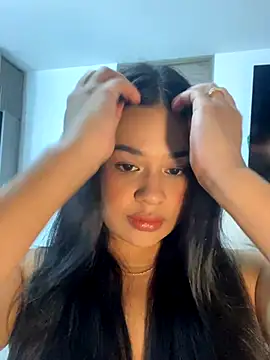 Snapshot of Aitana98_ chatting on 10/04/25, 01:58 Aitana98 online show from 10/04/25, 01:58