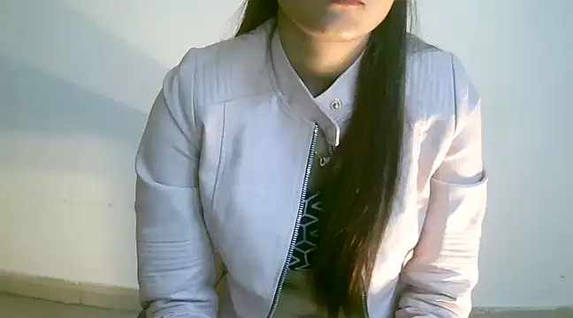 collage hoty online show from 01/03/25, 11:01