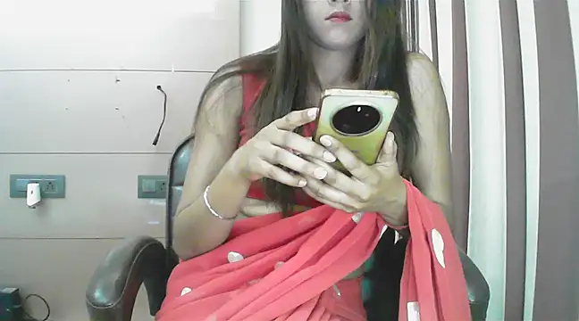 collage hoty online show from 03/02/25, 04:32