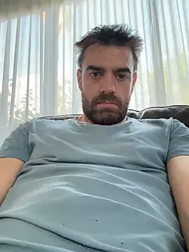 Snapshot of dad_bod_6 chatting on 01/11/25, 08:43 dad bod 6 online show from 01/11/25, 08:43