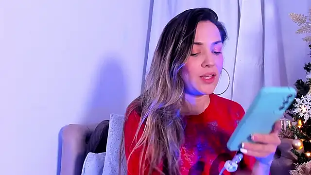 Snapshot of camilawm19 chatting on 12/05/24, 02:53 camilawm19 online show from 12/05/24, 02:53