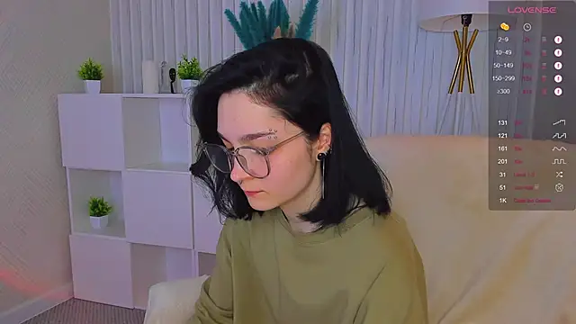 Luna-Moon online show from 12/08/24, 11:35