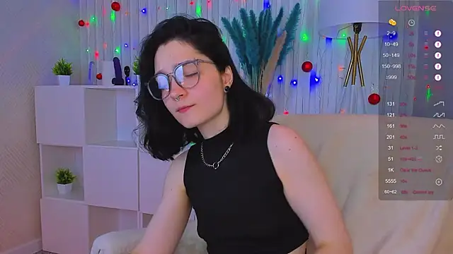 Luna-Moon online show from 12/10/24, 11:22