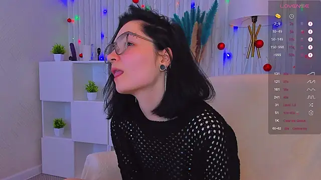 Luna-Moon online show from 12/17/24, 08:23