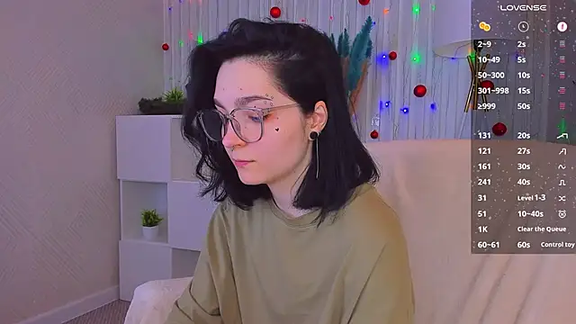 Luna-Moon online show from 12/28/24, 08:16