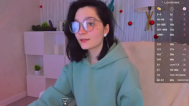 Luna-Moon online show from 12/28/24, 11:19
