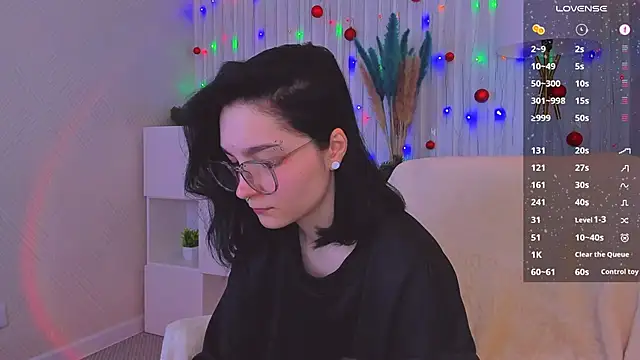 Luna-Moon online show from 01/03/25, 08:21