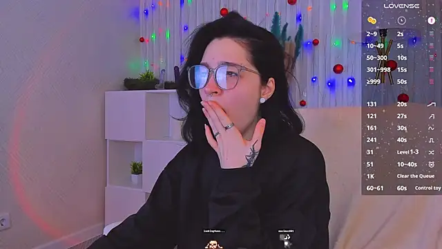 Luna-Moon online show from 01/03/25, 02:30