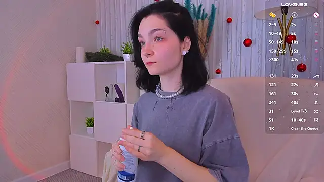 Luna-Moon online show from 01/10/25, 11:33