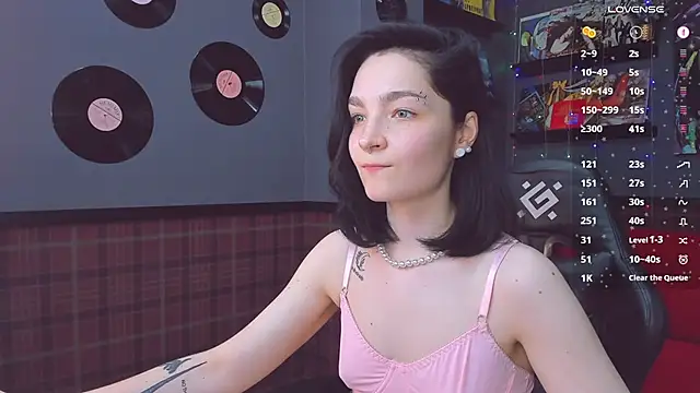 Luna-Moon online show from 01/19/25, 11:01