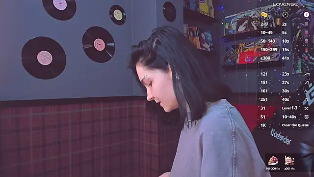 Luna-Moon online show from 01/21/25, 11:35