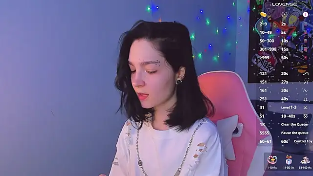 Luna-Moon online show from 01/28/25, 07:53