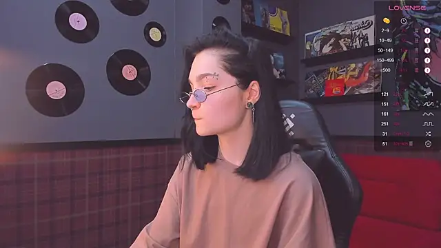 Luna-Moon online show from 03/10/25, 08:15