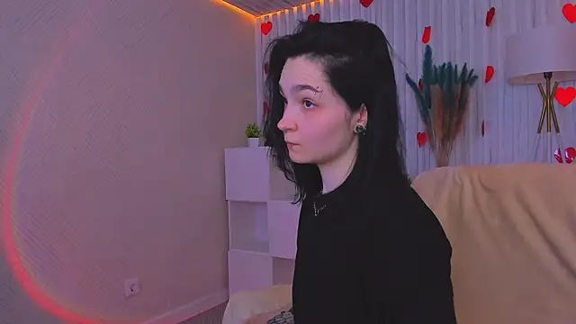 Luna-Moon online show from 03/15/25, 08:04