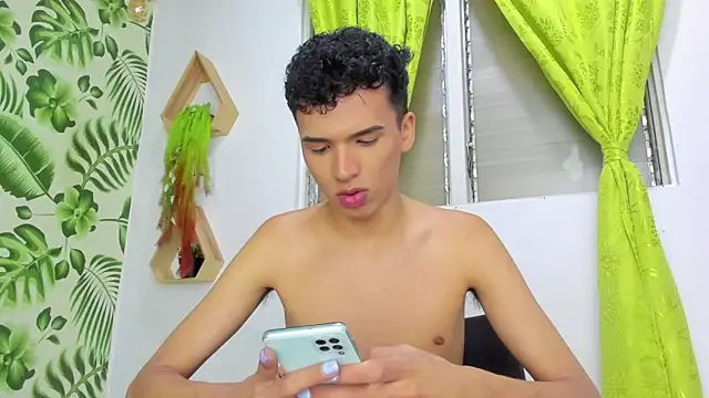 SEANTROYY online show from 02/06/25, 03:48