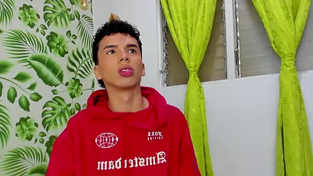 SEANTROYY online show from 03/15/25, 04:02