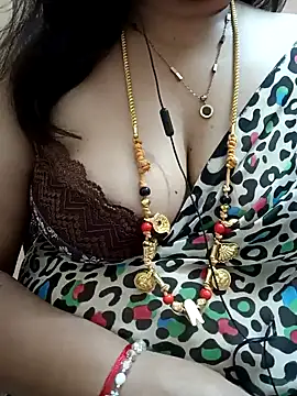 gaurika18 online show from 02/02/25, 01:19