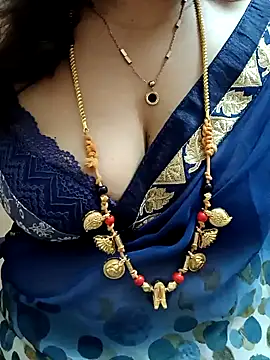 gaurika18 online show from 02/04/25, 05:45