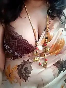 gaurika18 online show from 02/08/25, 09:56