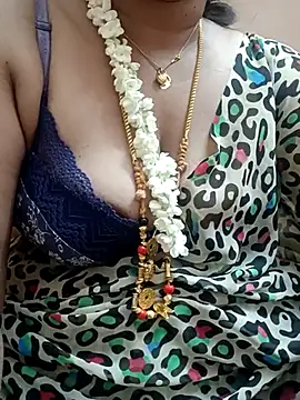 gaurika18 online show from 02/23/25, 11:47