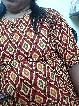 gaurika18 online show from 10/17/25, 05:04