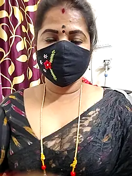 gaurika18 online show from 07/28/26, 07:50