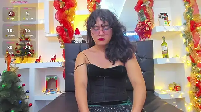 Snapshot of Elith_Berry69 chatting on 12/19/24, 08:23 Elith Berry69 online show from 12/19/24, 08:23