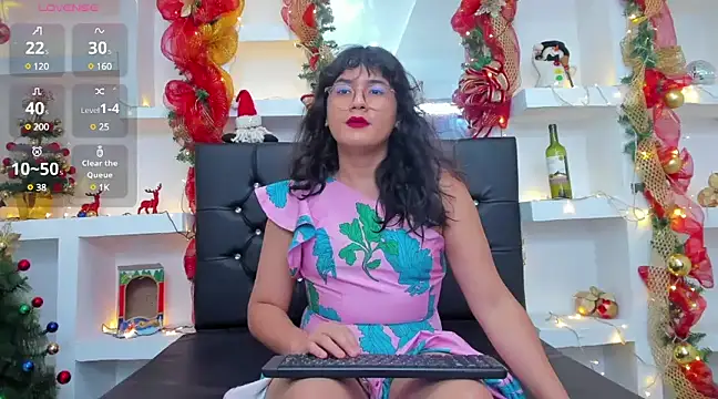 Snapshot of Elith_Berry69 chatting on 12/22/24, 08:36 Elith Berry69 online show from 12/22/24, 08:36