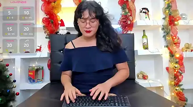 Snapshot of Elith_Berry69 chatting on 01/04/25, 08:48 Elith Berry69 online show from 01/04/25, 08:48