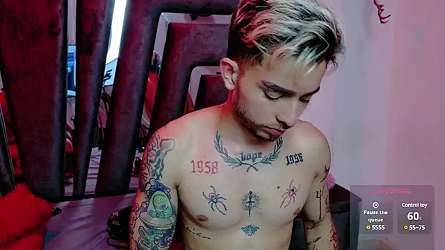 AliceandMax online show from 02/22/25, 07:36