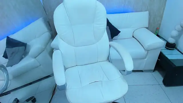 meggan 77 online show from 01/16/25, 09:37