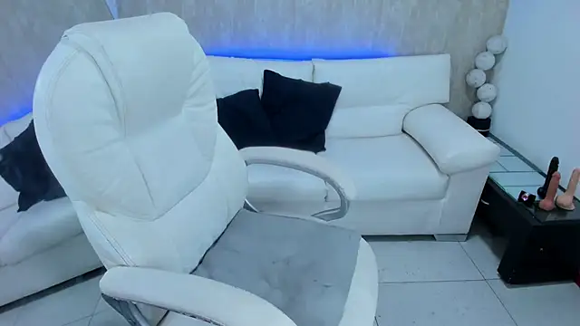 meggan 77 online show from 02/23/25, 12:30