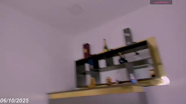 Snapshot of Keila_Mendoza chatting on 10/06/25, 09:56 Keila Mendoza online show from 10/06/25, 09:56