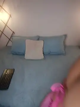 Snapshot of SofiaaCortes chatting on 10/30/25, 07:43 SofiaaCortes online show from 10/30/25, 07:43