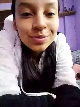 emma ambar online show from 01/04/25, 12:27