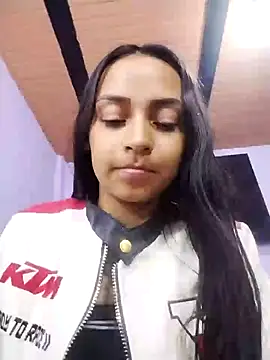 emma ambar online show from 02/04/25, 01:13