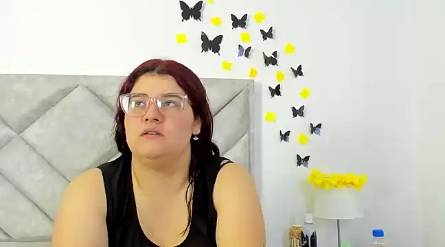 ZoeKley online show from 12/28/24, 08:04