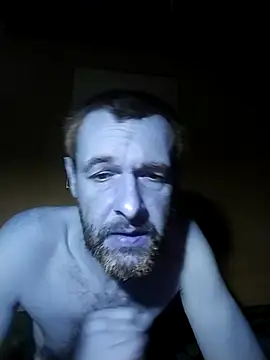 Snapshot of Andrzej-M chatting on 09/14/25, 09:25 Andrzej-M online show from 09/14/25, 09:25