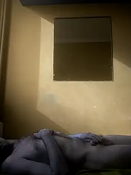 Snapshot of Andrzej-M chatting on 09/23/25, 12:41 Andrzej-M online show from 09/23/25, 12:41