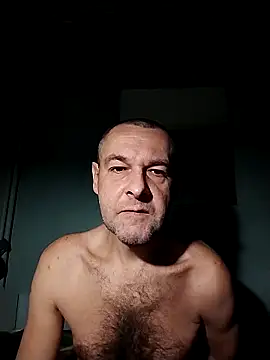 Snapshot of Andrzej-M chatting on 11/02/25, 12:57 Andrzej-M online show from 11/02/25, 12:57