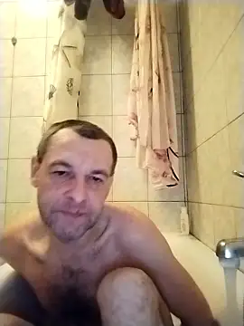 Andrzej-M online show from 01/10/26, 05:31