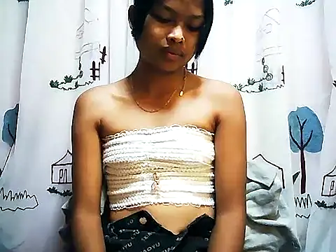 Snapshot of Rakonalie chatting on 12/14/24, 06:13 Rakonalie online show from 12/14/24, 06:13