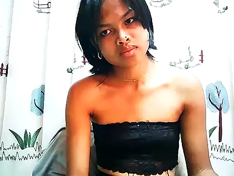 Snapshot of Rakonalie chatting on 12/27/24, 07:29 Rakonalie online show from 12/27/24, 07:29